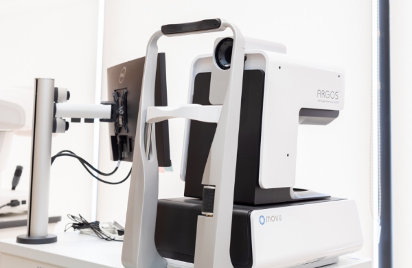 白内障手術 Cataract Surgery