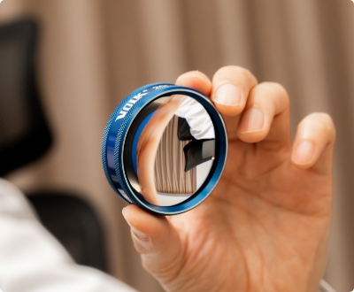 精密な検査と先進機器